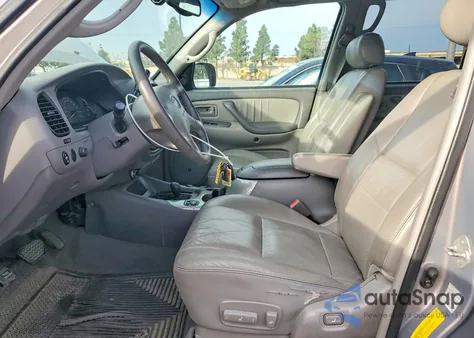 2002 Toyota Sequoia Limited z USA, uszkodzony, nr VIN 5TDBT48AX2S107805